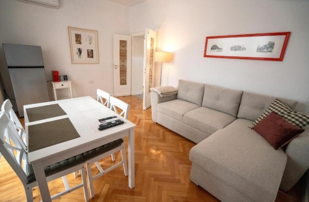 Soleil M Shyri Old Town Апартаменти